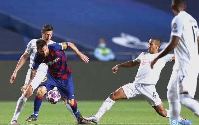 关于莱万多夫斯基连续三场比赛得分超过比赛规则变更，加拿大队不断突破！上演精彩一战的信息