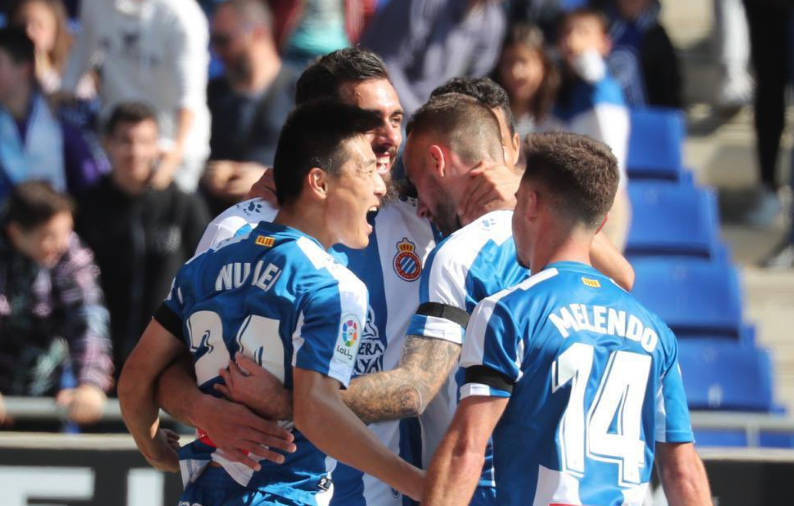 加时末段体能课后,浙江稠州复出首秀备战西甲,媒体盛赞,医务组通报恢复(三季报预披露时间规定) 加时末段体能课后,浙江稠州复出首秀备战西甲,媒体盛赞,医务组通报恢复(三季报预披露时间规定)