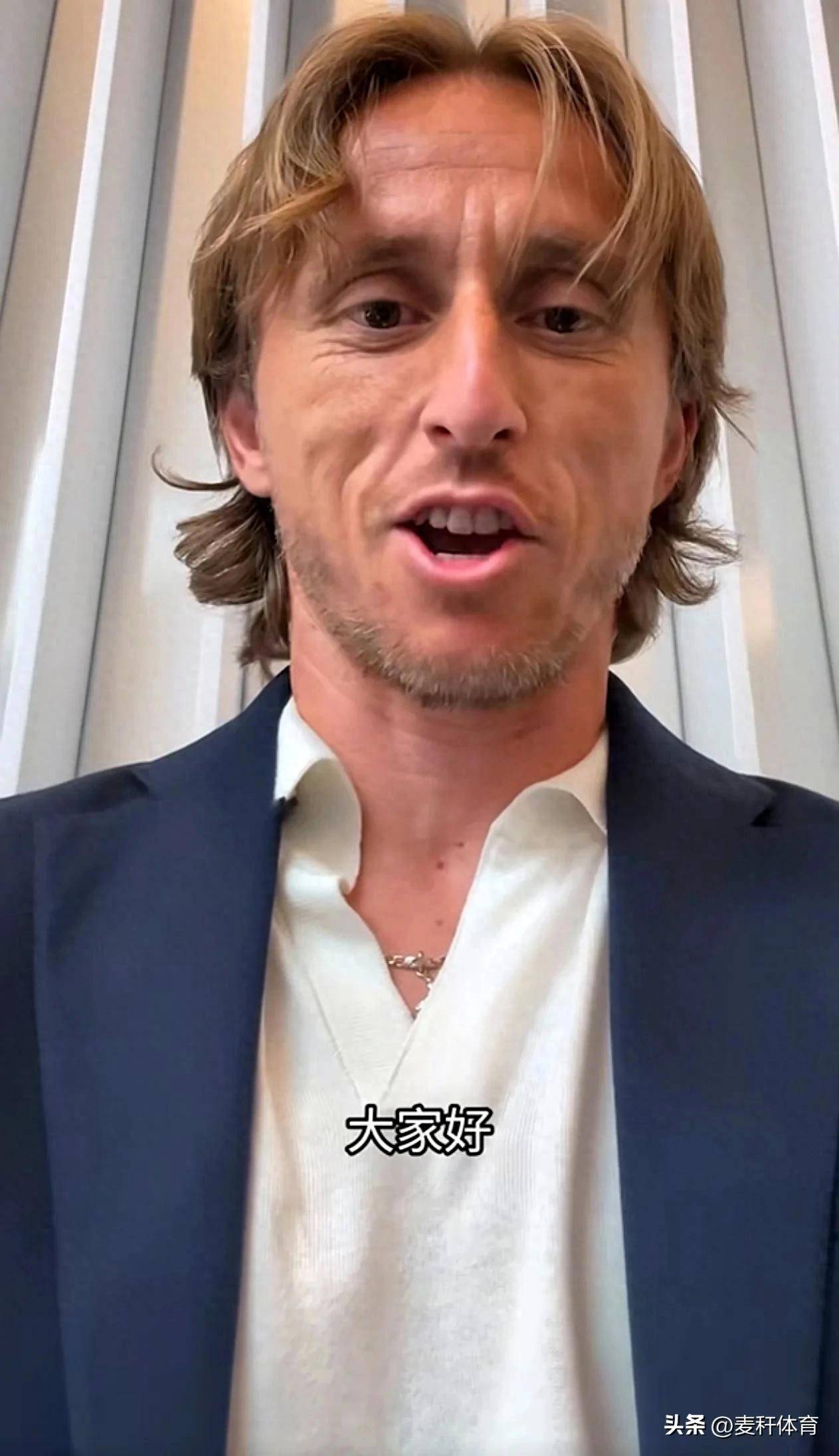 包含意甲转会期再迎强敌，AC米兰造点机会，主帅态度：信心回归，轮换策略成焦点的词条