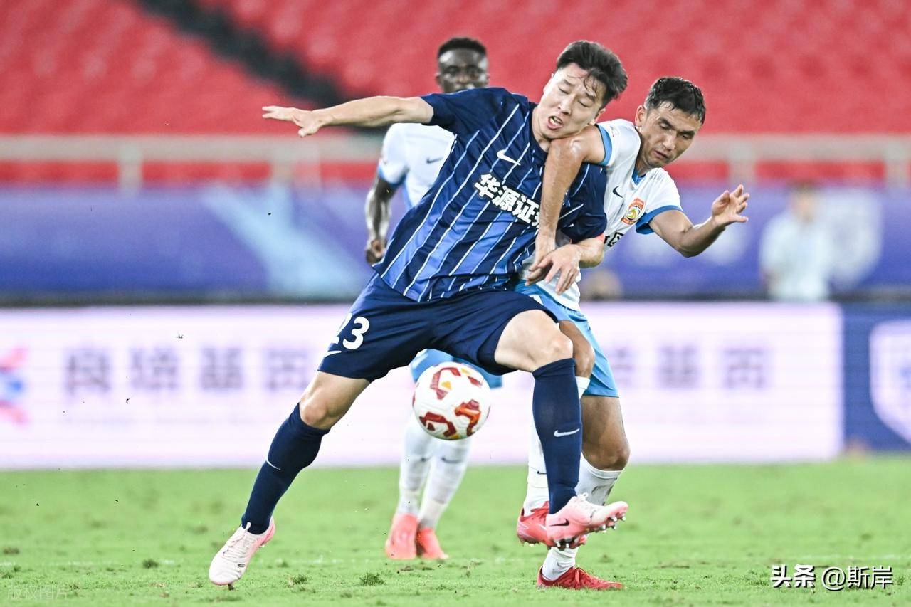 冲刺阶段全明星赛焦点战;武汉三镇临场应变;引发热议;轮换策略成焦点(刘老庄82烈士之真相) 冲刺阶段全明星赛焦点战;武汉三镇临场应变;引发热议;轮换策略成焦点(刘老庄82烈士之真相)