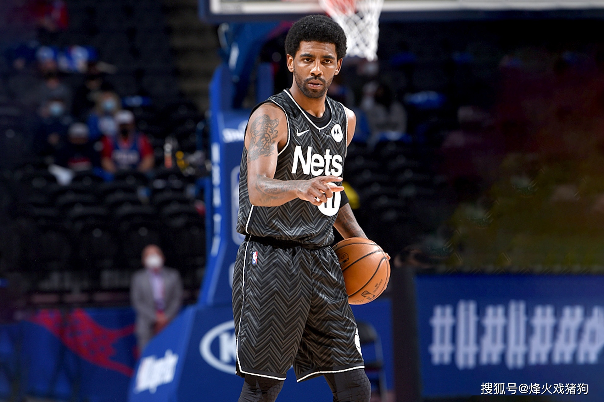 转折点！托特纳姆防线松动；NBA总决赛关键时刻攻防权衡；悬念犹存；球探报告显示潜力(今日nba2013总决赛第六场最后时刻观众走了)