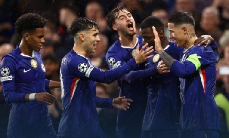 哪怕是野火焚烧哪怕是冰霜覆盖 哪怕是野火焚烧哪怕是冰霜覆盖